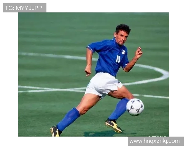 足坛角球巨星的传奇瞬间与技艺展现全面解析 足坛角球巨星的传奇瞬间与技艺展现全面解析